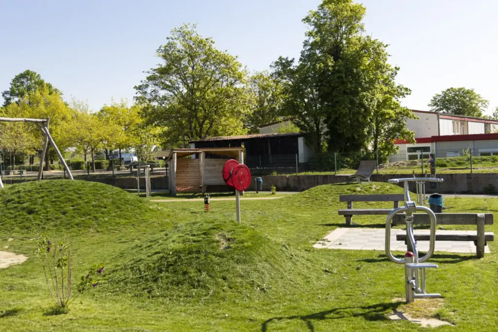Spielplatzbild 01